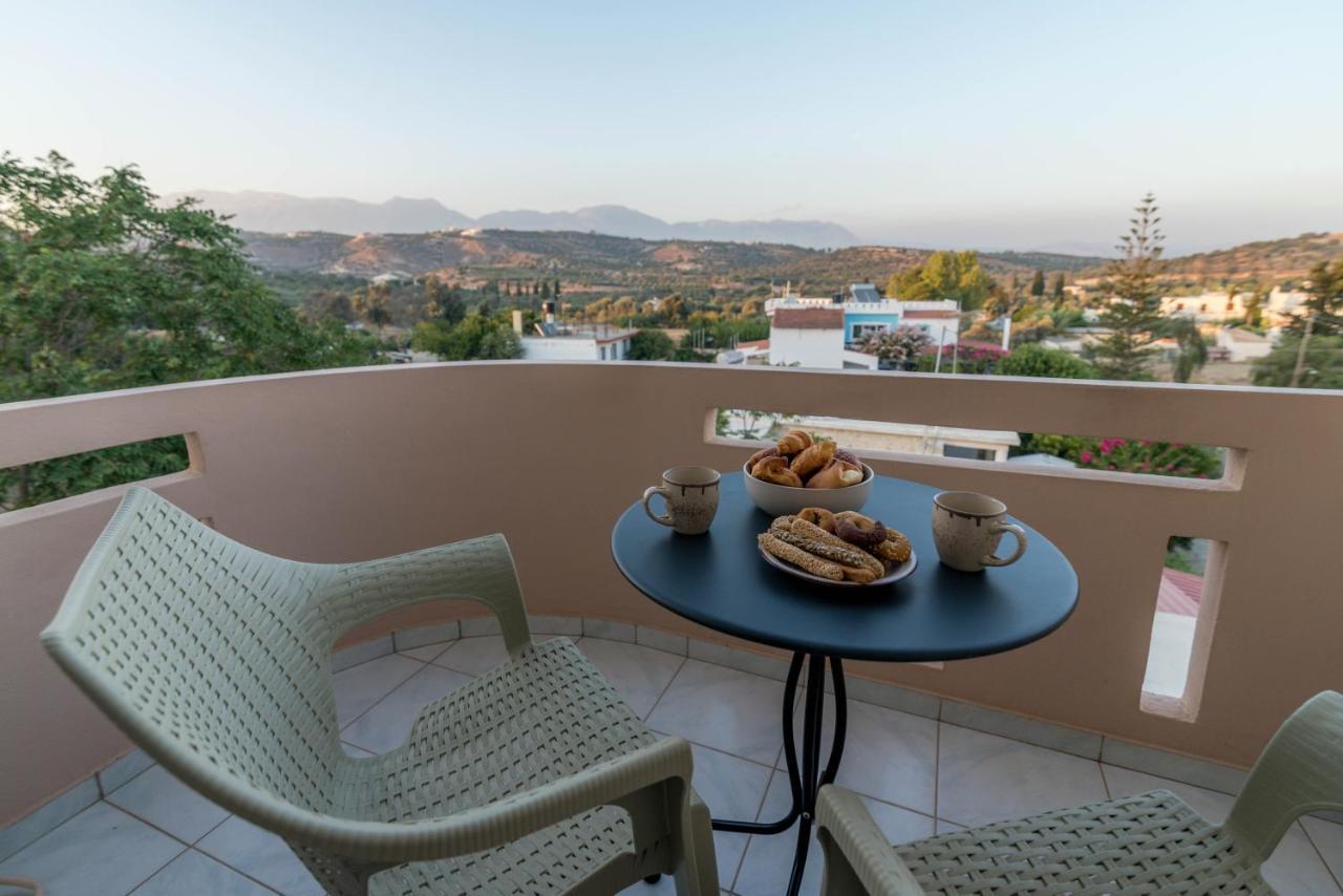 Filia Apartments 피치디아 외부 사진