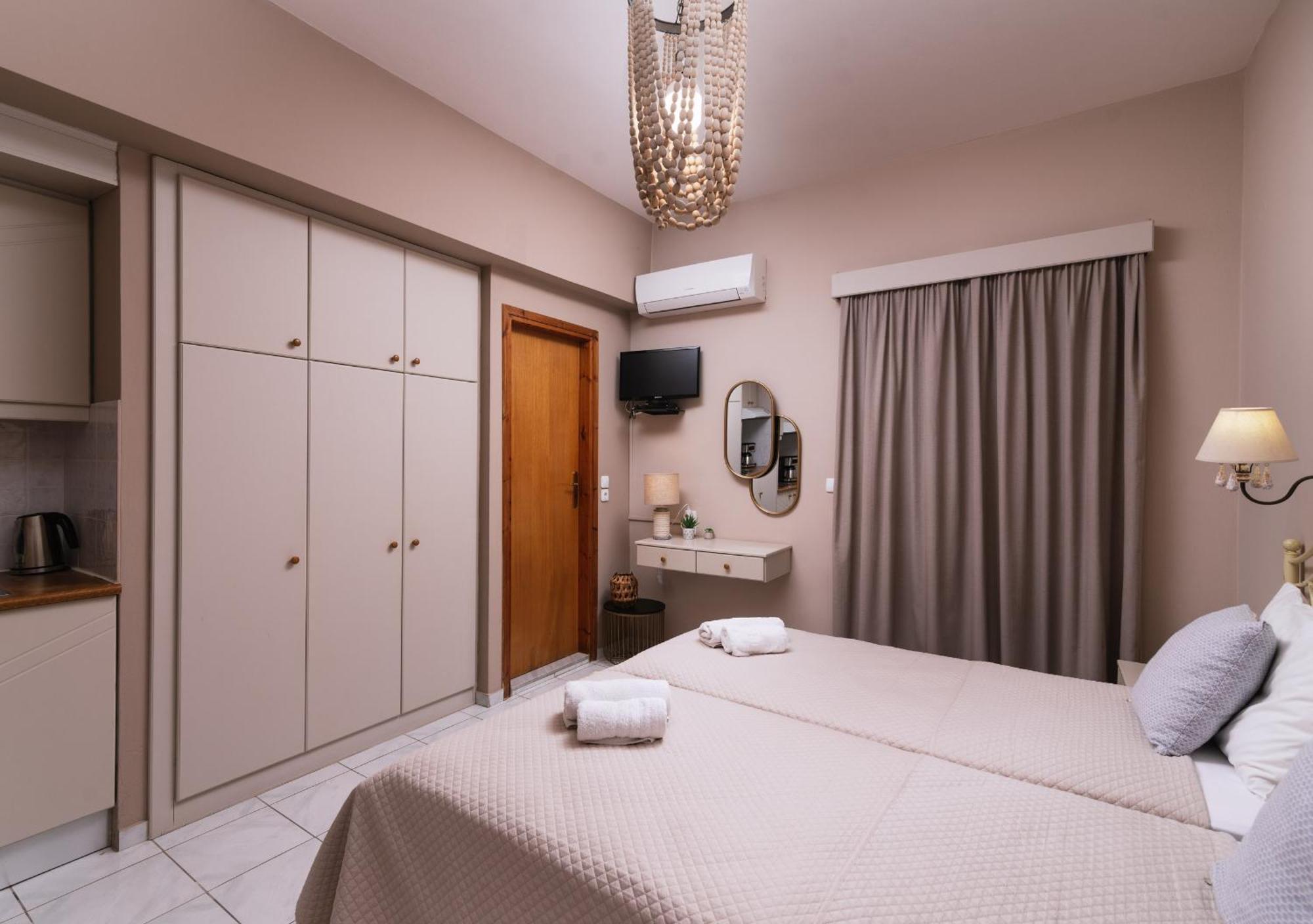 Filia Apartments 피치디아 외부 사진
