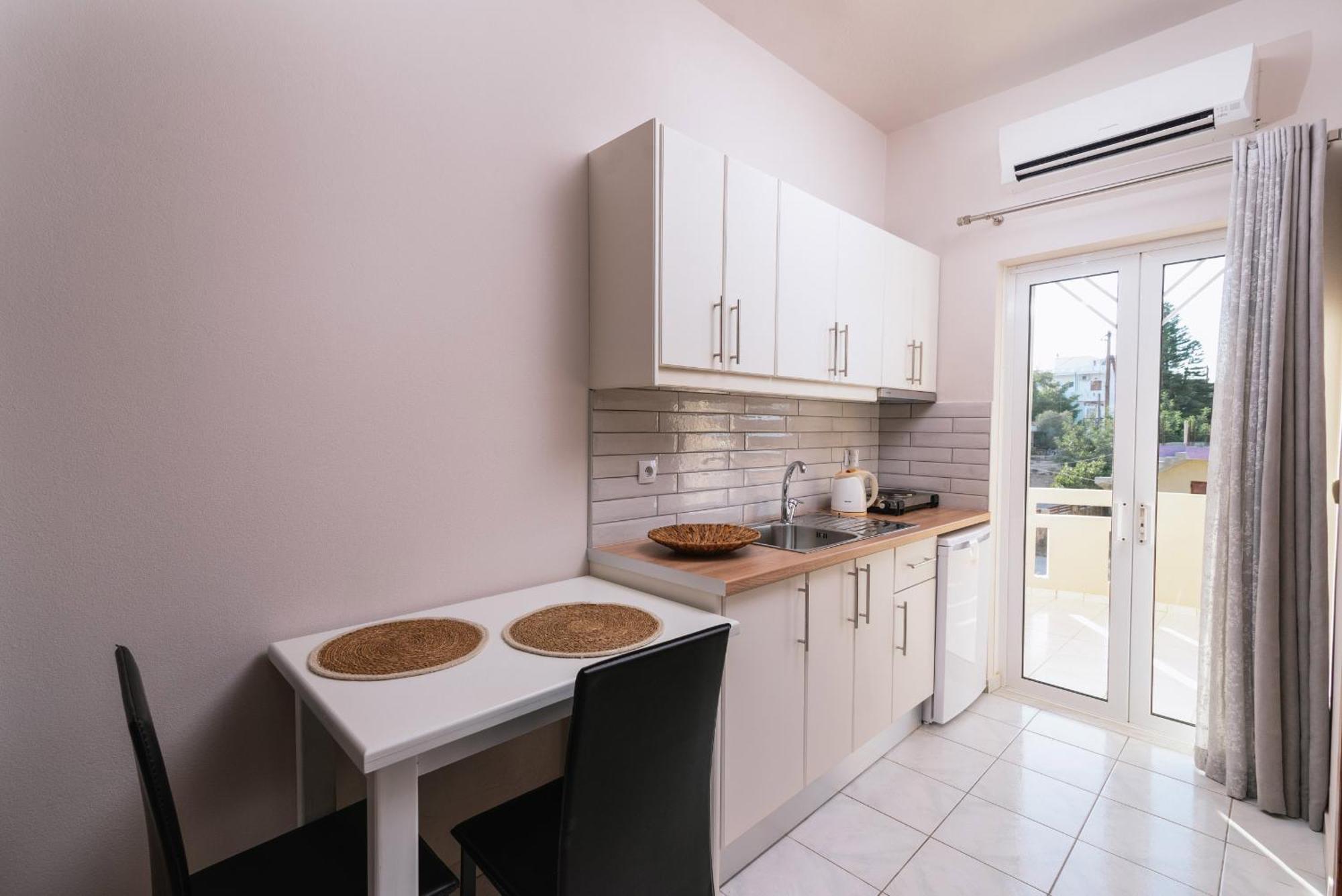 Filia Apartments 피치디아 외부 사진